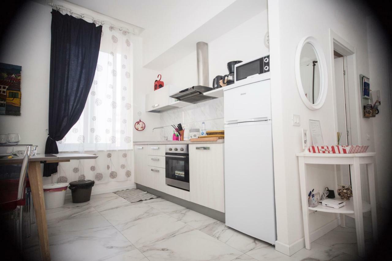 La Casa Del Vento Apartment La Spezia Bagian luar foto